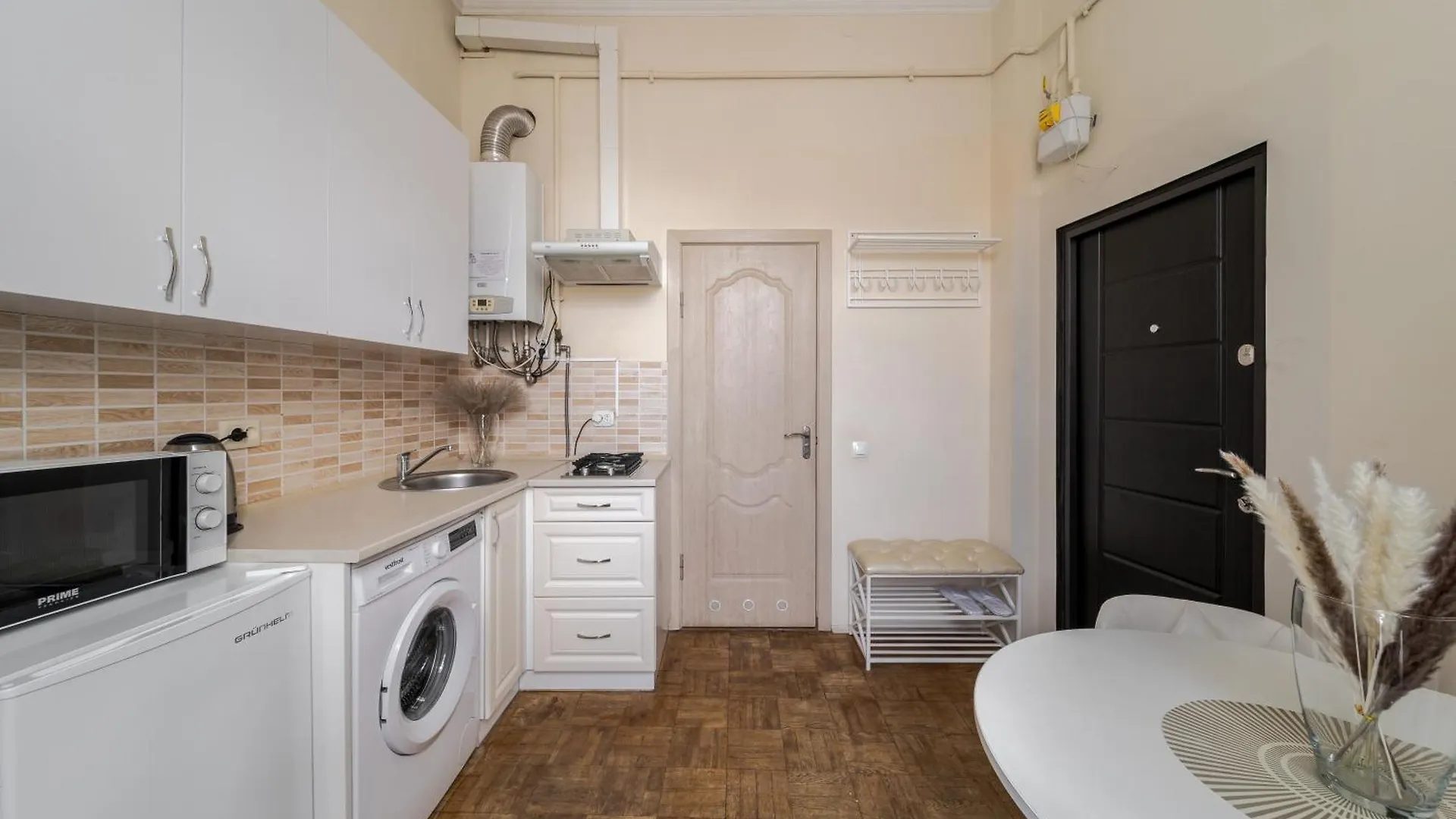 Demar Apart Herzena Lviv