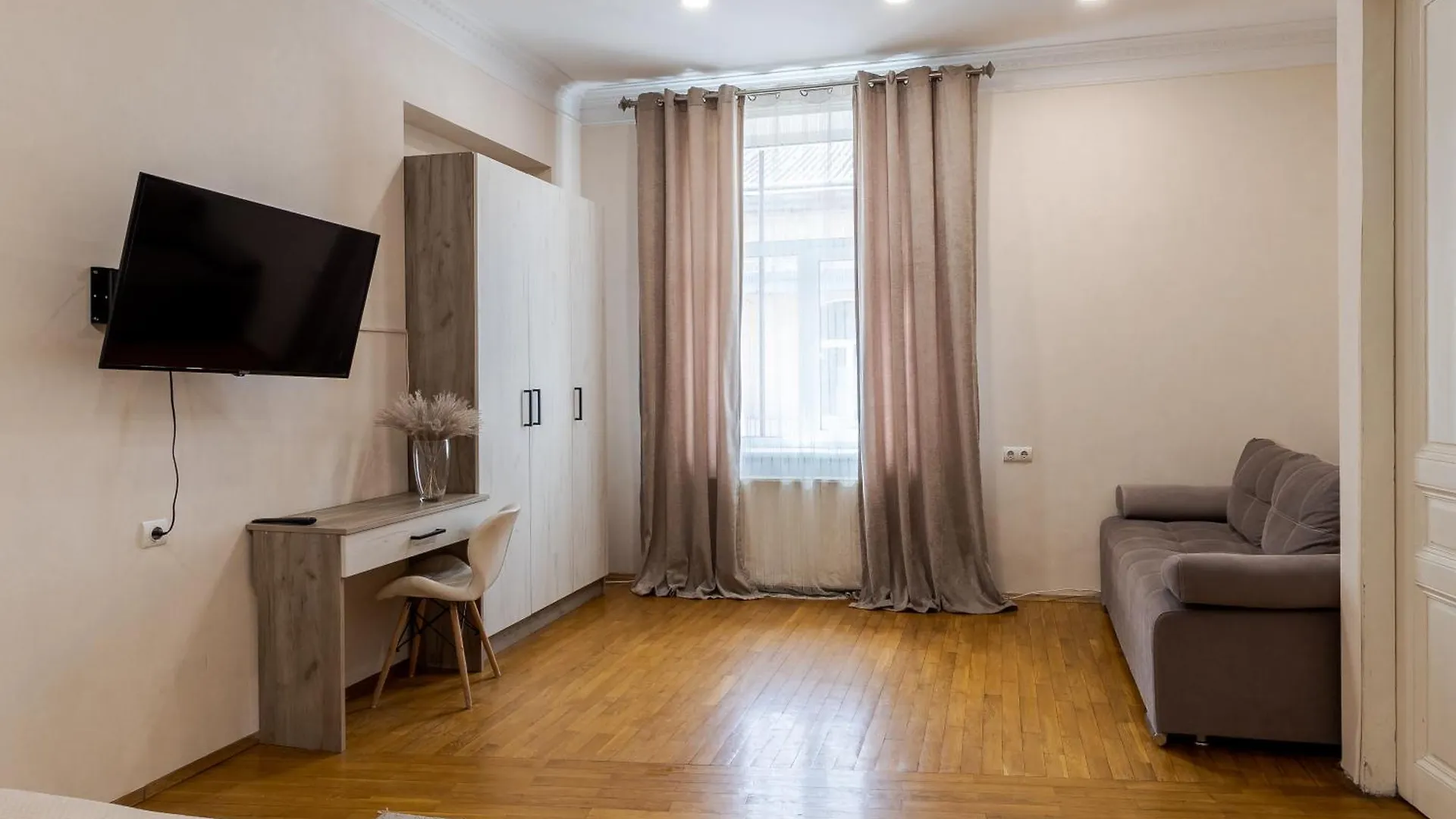Demar Apart Herzena Lviv Lejlighed